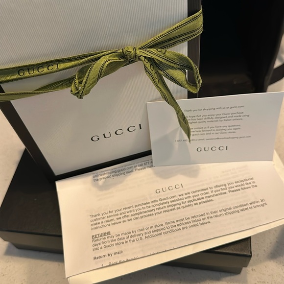 GUCCI AUTHENTIC / Calfskin Matelasse Super Mini GG Marmont Shoulder Bag Black - Picture 7 of 9